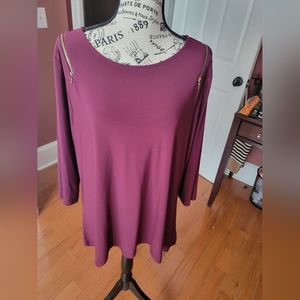 Gorgeous blouse in Maroon